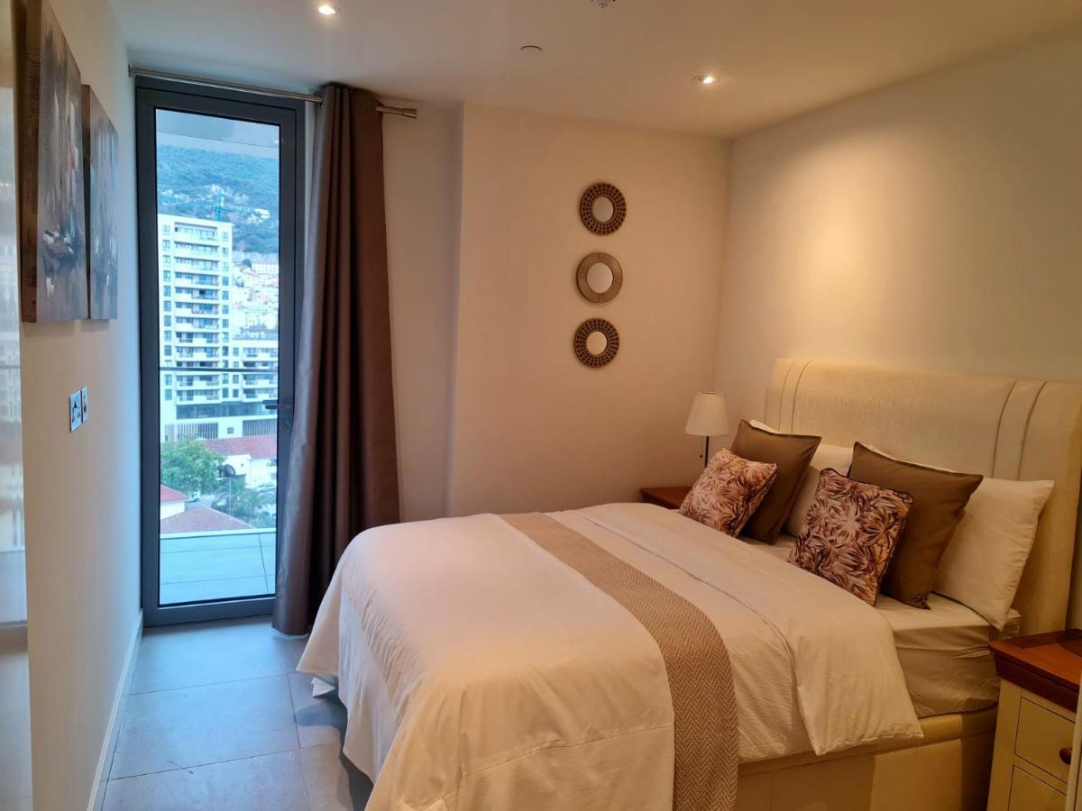 Luxury Apartment In Eurocity Gibraltar Extérieur photo